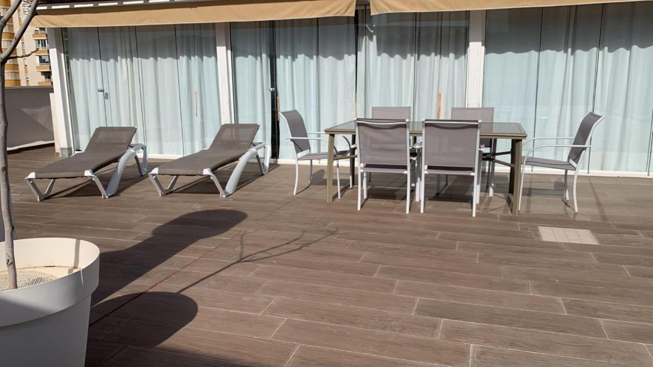 Atico Con Enorme Terraza Y Chill Out Particular Διαμέρισμα Μπένιντορμ Εξωτερικό φωτογραφία